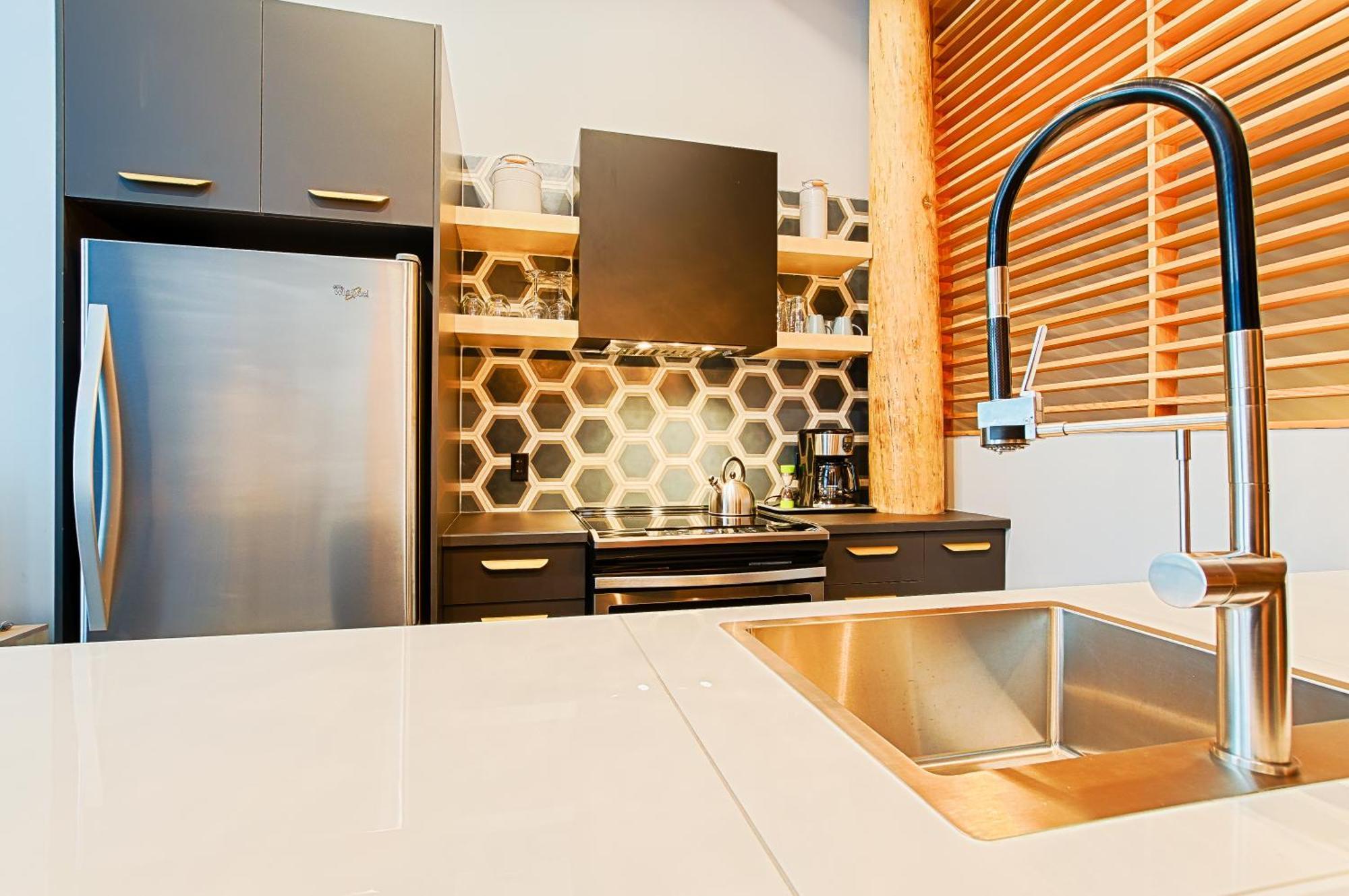 Apartament Les Lofts Champlain - Par Les Lofts Vieux-Quebec Zewnętrze zdjęcie